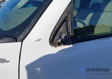 2001 Chevrolet Silverado 1500 Ls z USA, uszkodzony, nr VIN 2GCEC19V611407487